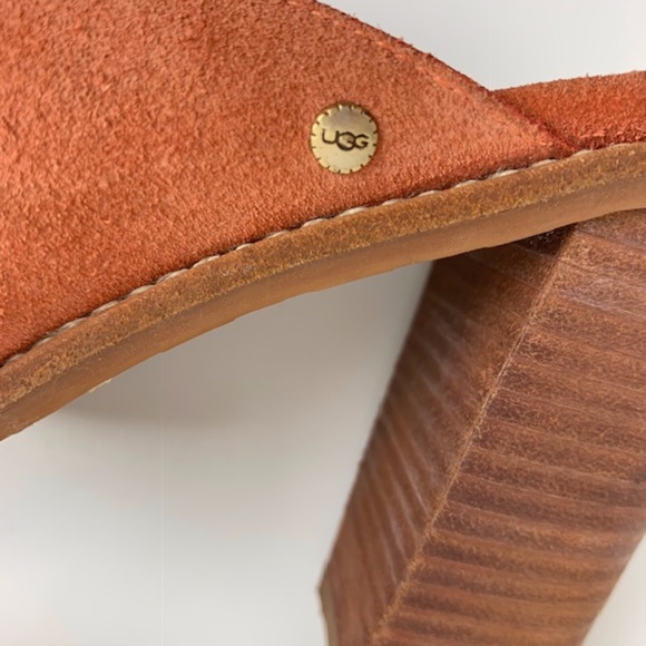 UGG Celia sandals.10. - Picture 4 of 14